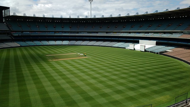 上海申花网红基力安姆巴佩在个人社交称：如果明天申...