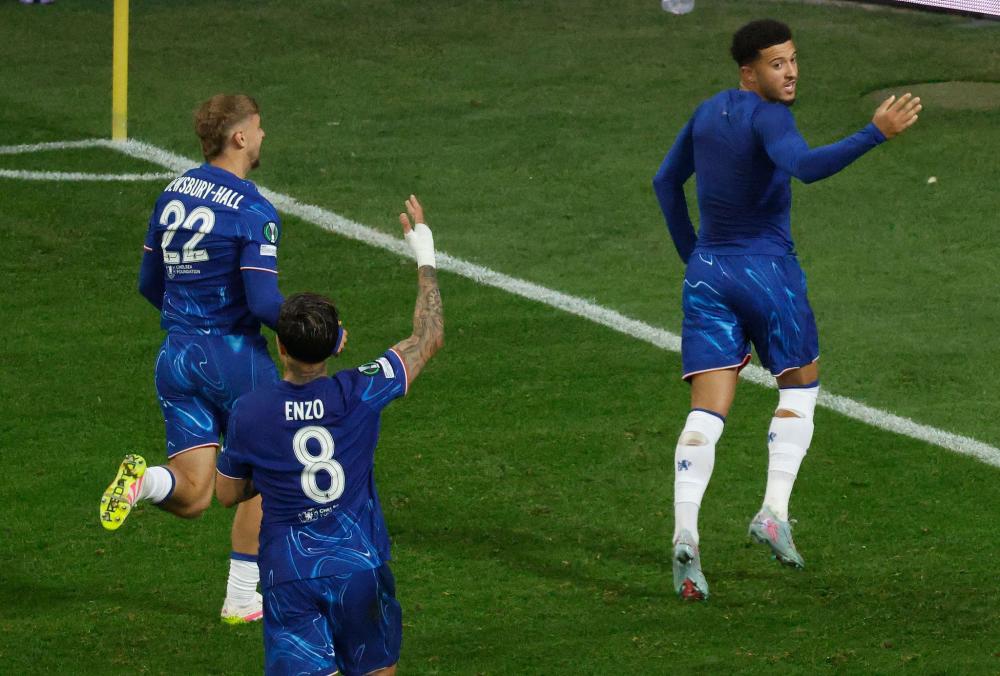 阿斯：塞维利亚冬窗想补强锋线，有意多特前锋法比奥-席尔瓦