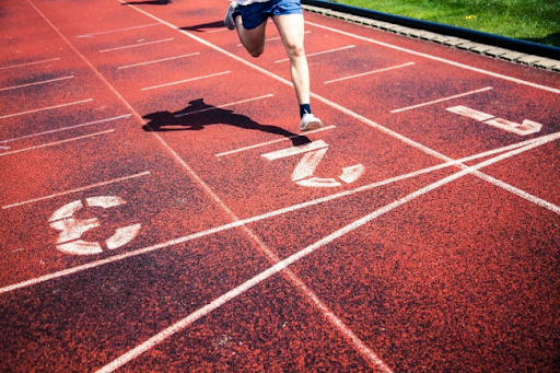 马德兴：有关方面对王洪亮带队0-3巴西不满，却对女足0-8沉默