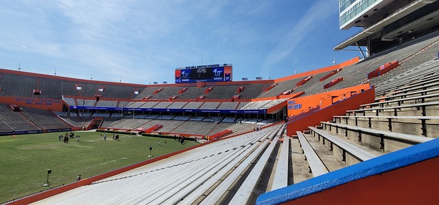 邓卓翔：全队在训练中都非常投入，希望奉献一场精彩的比赛